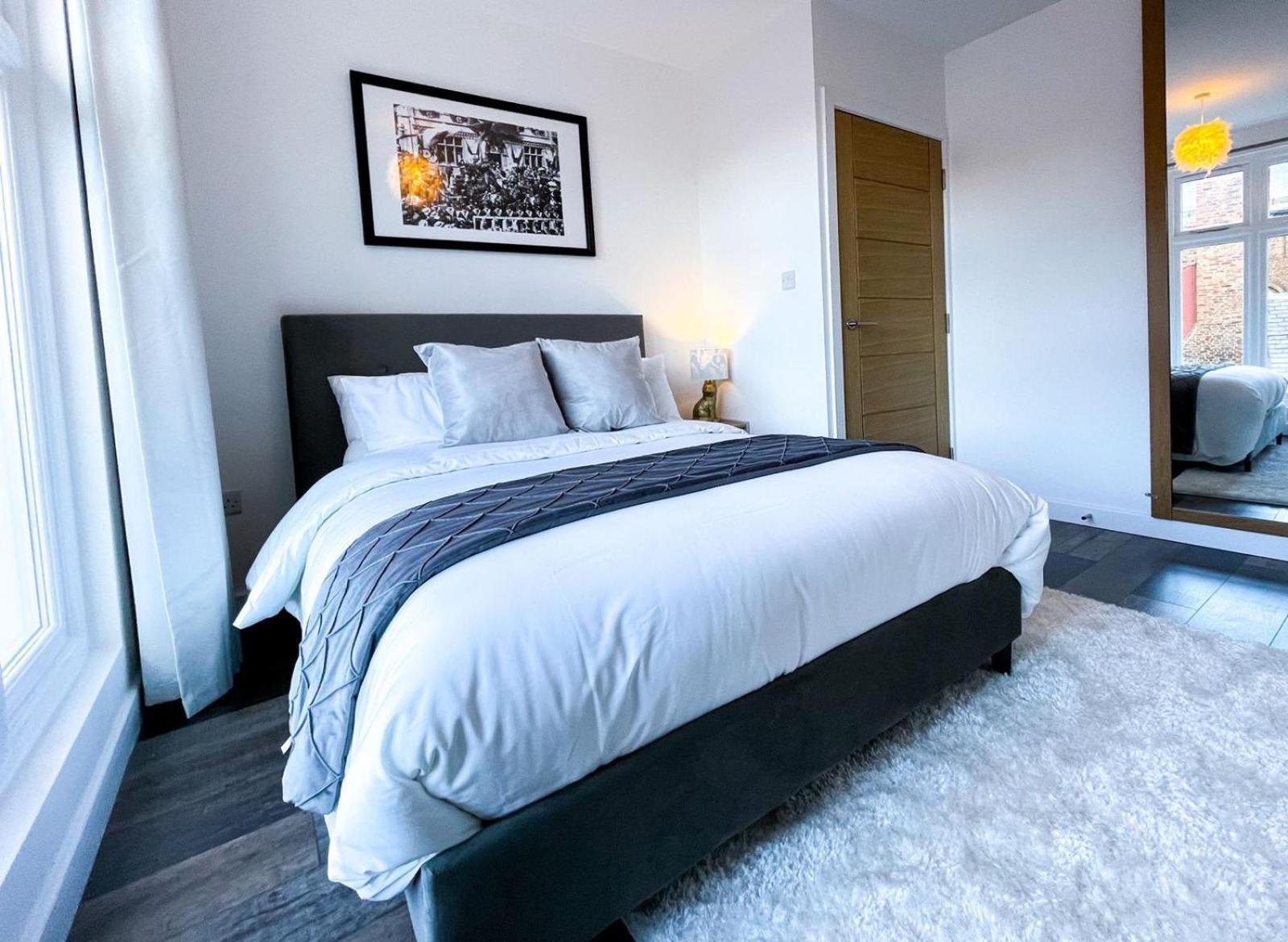 Juliet Beautiful 1 Bedroom, Central, Modern Space. Дарлингтон Экстерьер фото